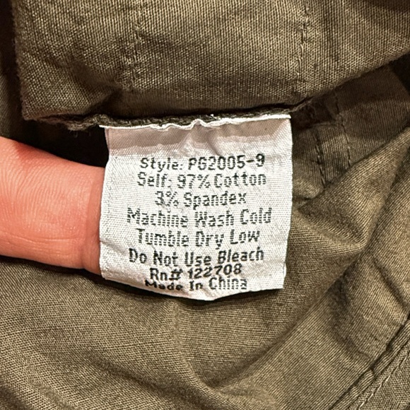 Johnny Was Hailey Cargo Pants - Picture 11 of 15